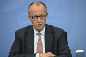 almanya-basbakani-merz-abd-gumruk-vergileri-ekonomimizi-derinden-sarsacak-JCCsPDa1.jpg