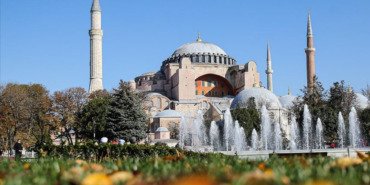 ayasofya-5-yilda-40-milyon-kisiyi-agirladi-93SJMH3b.jpg