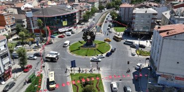 baskan-erdoganin-bayrak-asma-cagrisina-bagcilardan-guclu-destek-wp1KpUcq.jpg