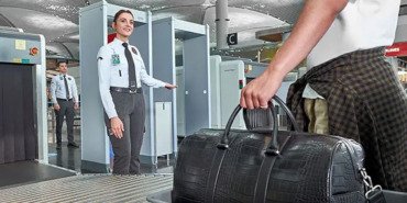 havalimanlarinda-yeni-donem-20-yillik-uygulama-sona-erdi-artik-yapilmayacak-QNQXpQ7u.jpg