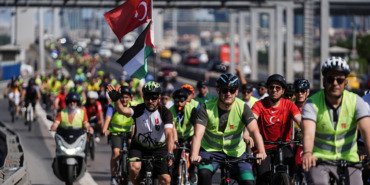 istanbulda-15-temmuz-sehitleri-icin-bisiklet-turu-duzenlendi-cfiFZa5H.jpg