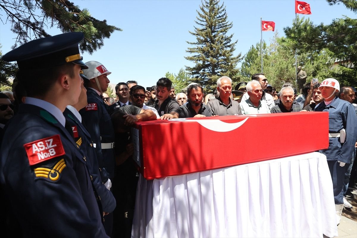 Kayseri'ye Şehit Ateşi Düştü: Ümit Üzüm'ün Veda Töreni