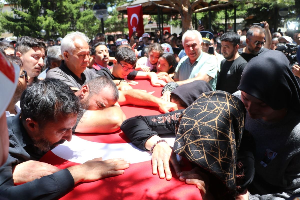 Kayseri'ye Şehit Ateşi Düştü: Ümit Üzüm'ün Veda Töreni