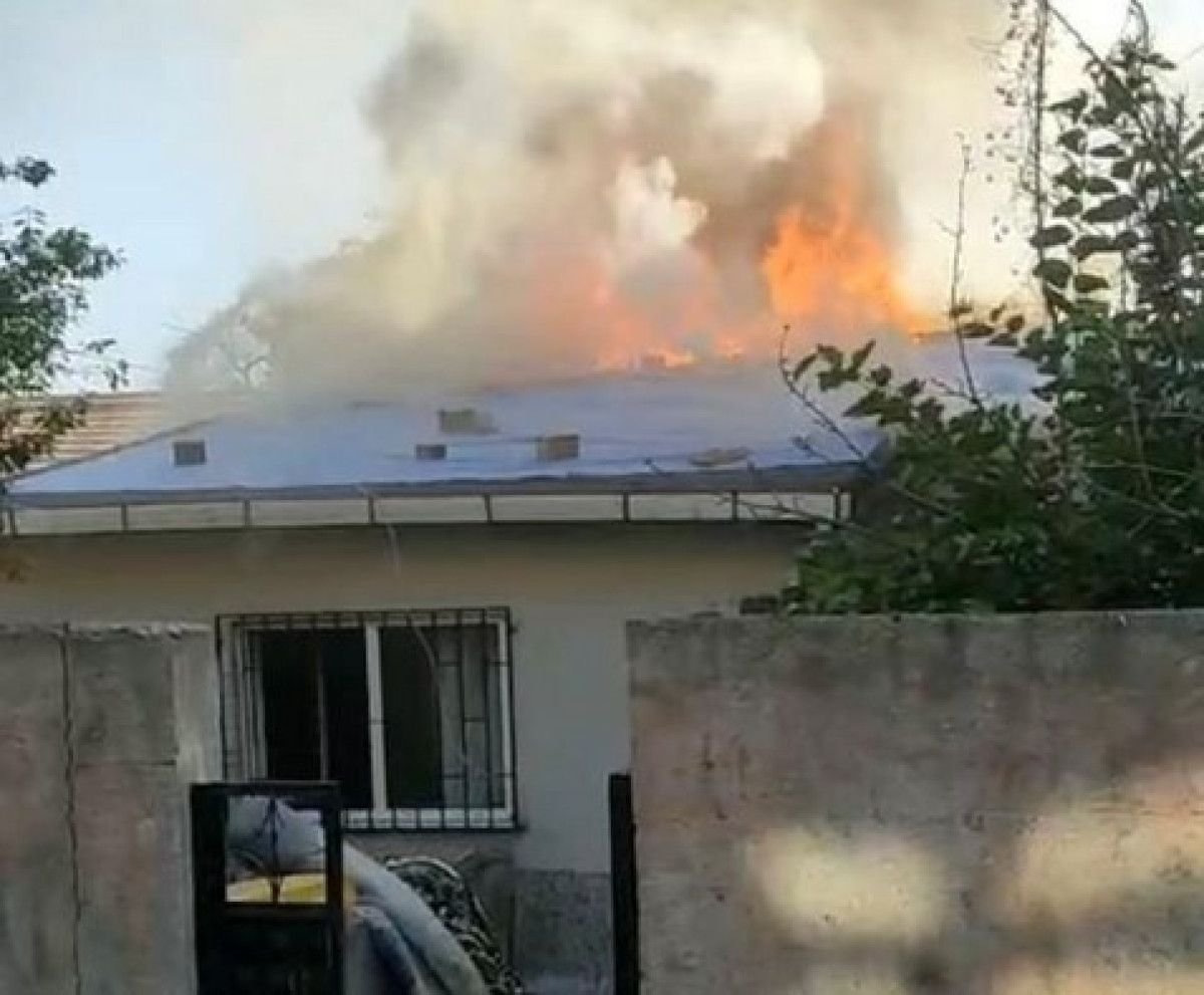 Ümraniye’de Gecekondu Yangını 5 İki Kişi Dumandan Etkilendi ve Ev Kullanılamaz Hale Geldi