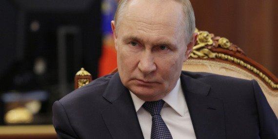 vladimir-putinin-iranin-uranyum-zenginlestiremeyecegi-anlasma-fikrini-destekledigi-one-suruldu-T8CfegF1.jpg