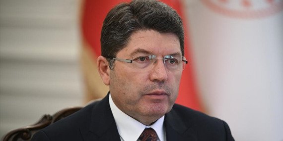 yilmaz-tunc-hukuk-fakultelerine-yalnizca-ilk-100-bine-giren-adaylar-kabul-edilecek-efLyWRA2.jpg