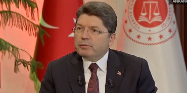 yilmaz-tunctan-tv100e-ozel-aciklamalar-bugun-beraberligimiz-icin-onemli-YIfCzbDp.jpg