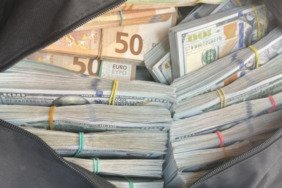 edirne-sinirinda-canta-dolusu-dolar-euro-ve-altin-yakalandi-sJgDIdCJ.jpg