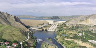 keban-baraji-turkiyenin-hidroelektrik-uretiminin-yaklasik-yuzde-8ini-karsiliyor-7WpZtIHl.jpg
