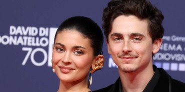 kylie-jenner-gergin-timothee-chalamet-ile-evlenmek-istiyor-JsJaU6js.jpg