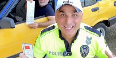 mizahi-videolariyla-taninan-trafik-polisi-serkan-durmus-gorevden-uzaklastirildi-ERfb2T6K.jpg