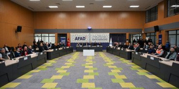 rizede-etkili-olan-saganaga-iliskin-afad-mudurlugunde-koordinasyon-toplantisi-yapildi-q8G3VL1T.jpg