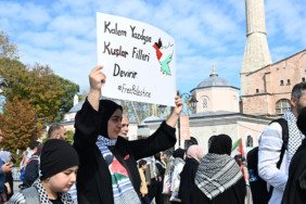 Ayasofya'dan Eminönü'ne! Filistin'e destek yürüyüşüne yoğun katılım 10 ayasofyadan-eminonune-filistine-destek-yuruyusune-yogun-katilim-HIKq3CGW.jpg