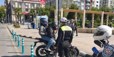 manisada-motosikletlere-yaya-yolu-denetimi-wcbFylNq.jpg