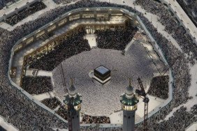 Türkiye'de 1,6 milyondan fazla kişi hac kaydını yeniledi 5 turkiyede-16-milyondan-fazla-kisi-hac-kaydini-yeniledi-Kf4YlFKD.jpg