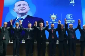 AK Parti'ye geçen belediye başkanları kim, hangi partiden? 7 ak-partiye-gecen-belediye-baskanlari-kim-hangi-partiden-9vWfJVjj.webp