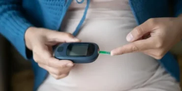 gebelik-diyabeti-hem-anne-hem-de-bebek-icin-ciddi-riskler-olusturabiliyor-5gyvXesc.webp