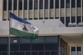 Trump hedef aldı Çin kalkınmasını destekledi: Lesotho'ya vergi muafiyeti uygulamaya hazırlanıyorlar 4 trump-hedef-aldi-cin-kalkinmasini-destekledi-lesothoya-vergi-muafiyeti-uygulamaya-hazirlaniyorlar-aQHNWcav.webp