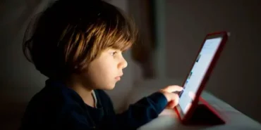 uzmanindan-onemli-aciklama-ekranla-buyuyen-cocuklarda-dil-ve-dikkat-sorunlari-artiyor-Vwf5RaIB.webp