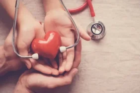 Tarama, aşı, erken tanı ve tütünden uzak yaşam kanserden korunmada etkin rol oynuyor 2 thumbnail