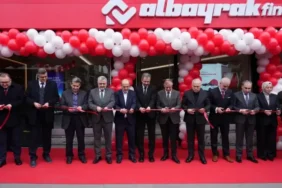 albayrak-finans-buyume-stratejisi-dogrultusunda-fatih-subesini-hizmete-acti-GxiPvSGk.webp