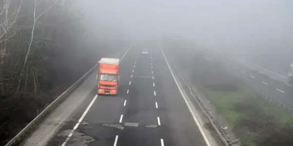 anadolu-otoyolu-duzce-kesiminde-sis-etkili-oldu-bNdrJ5cp.webp
