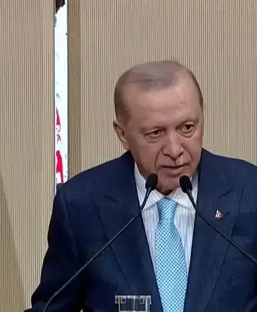 egitim-ailesi-ile-iftar-cumhurbaskani-erdogan-programda-konusuyor-9QgXlhyP.webp