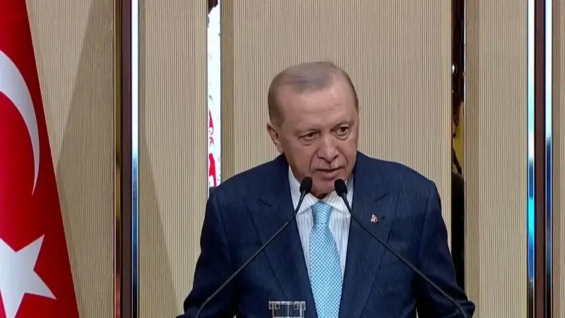 egitim-ailesi-ile-iftar-cumhurbaskani-erdogan-programda-konusuyor-9QgXlhyP.webp