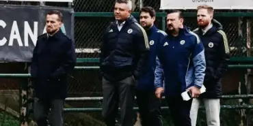 fenerbahcede-yuzyilin-transfer-operasyonu-devin-ozekin-listesindeki-iki-isim-sizdi-rTeqeNN4.webp