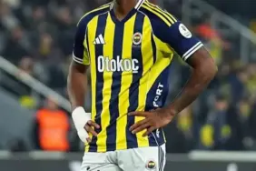 fenerbahceli-eski-yildiza-bir-darbe-daha-kabusu-yasiyor-GPIhjDUf.webp