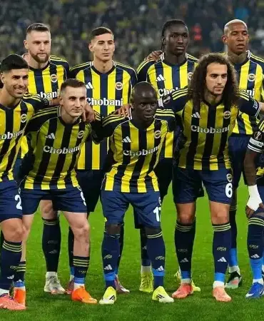 fenerbahcelileri-endiselendiren-sozler-kariyerini-riske-atti-w7DJvOl6.webp