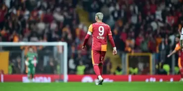 galatasarayli-yildiz-yine-idmanda-yer-almadi-hicbir-sey-eskisi-gibi-degil-a5TwrfRq.webp