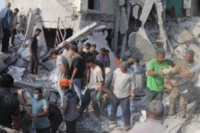 İran'da Saldırılarda 170 Öğretmen ve Öğrenci Hayatını Kaybetti 5 iranda-saldirilarda-170-ogretmen-ve-ogrenci-hayatini-kaybetti-xTzZrCpx.jpg