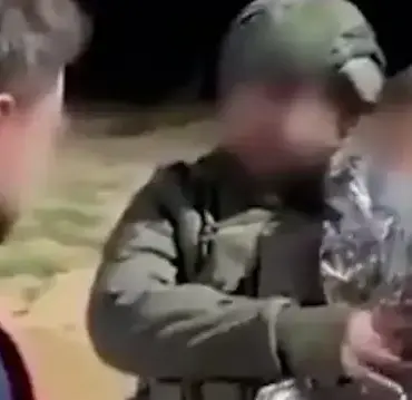 israil-askerleri-uzerinde-sigara-sondurup-civi-batirdiklari-18-aylik-cocugu-kizilhaca-boyle-teslim-etmis-tuvbzGXG.webp