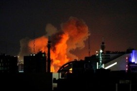 İsrail, İran'a yeni saldırı dalgası başlattı 10 israil-irana-yeni-saldiri-dalgasi-baslatti-OfiAR71e.jpg