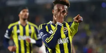 nene-hat-trick-yapti-fenerbahce-evinde-gaziantep-fkyi-farkli-maglup-etti-ozet-QukNEEXD.webp