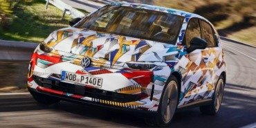 volkswagen-2-milyonuncu-elektrikli-aracini-uretti-elektrikli-arac-calismalarinda-yeni-bir-donem-zEcqLyQy.jpg